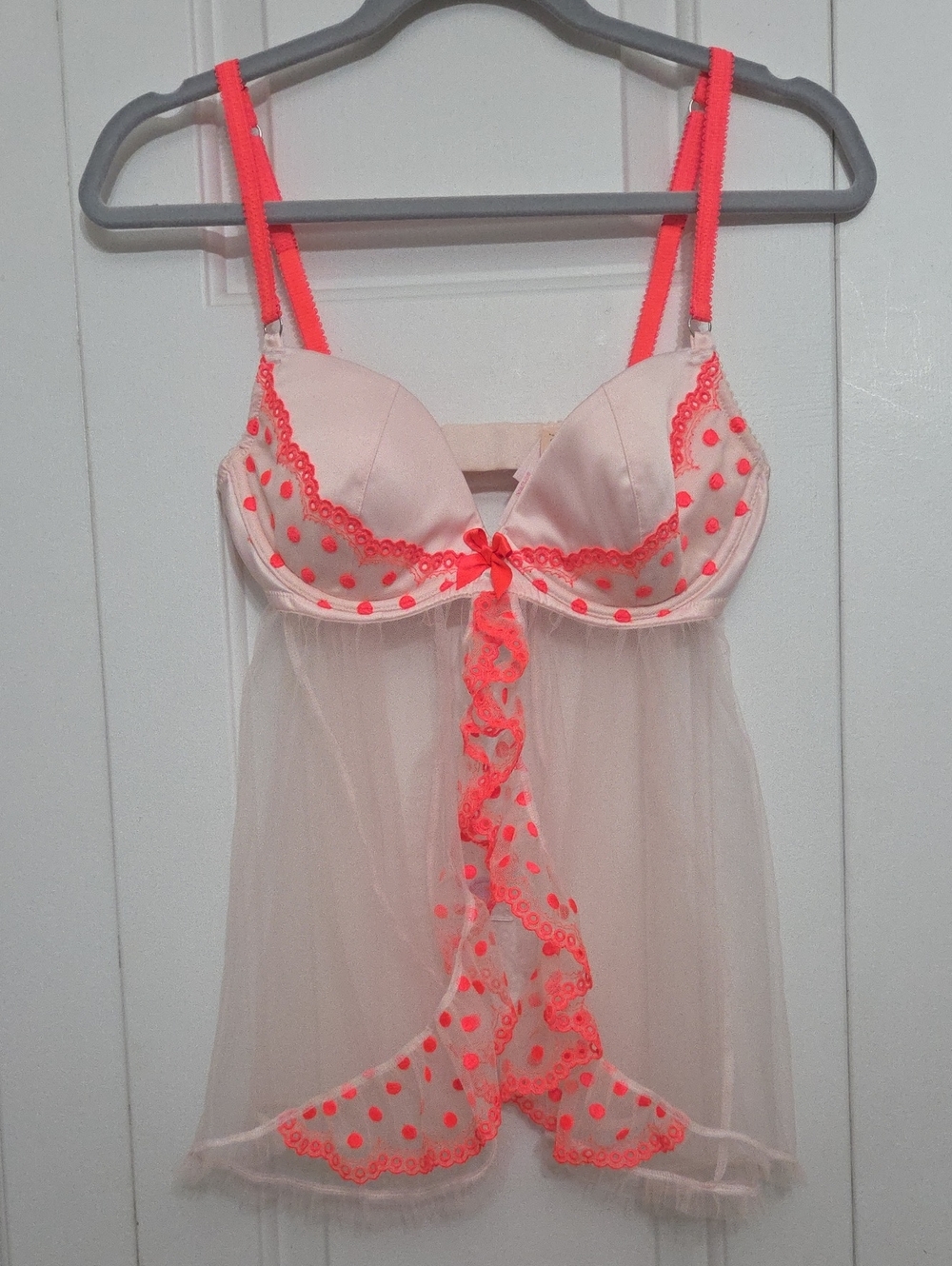 NWT Victoria's Secret Embroidered Polka-Dot Satin Babydoll Lingerie/ 36C